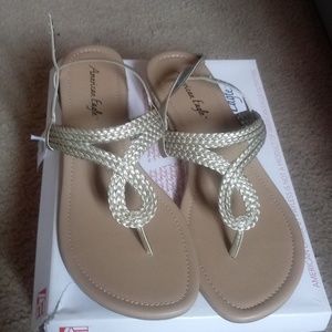 American Eagle Sandals